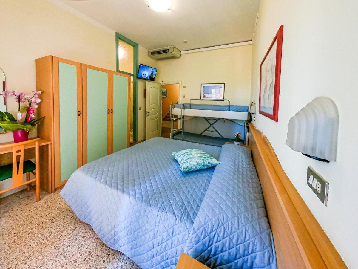 Hotel Simplon Bellaria-Igea Marina Eksteriør billede